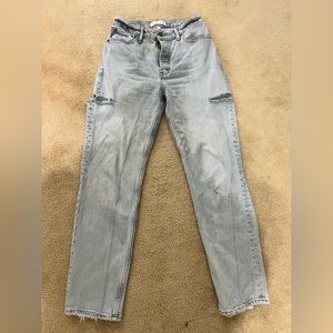 Abercrombie & Fitch Curve Love Dad Jean. Distressed sides. Size 2/26